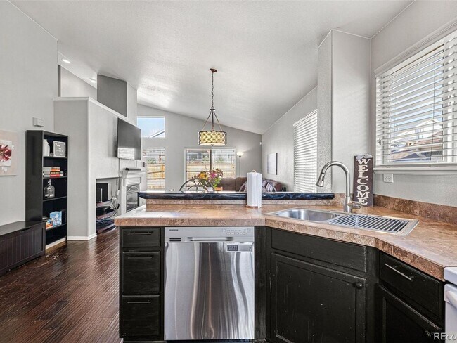 Foto del edificio - 3 Bedroom Single Family Home in SE Aurora,...