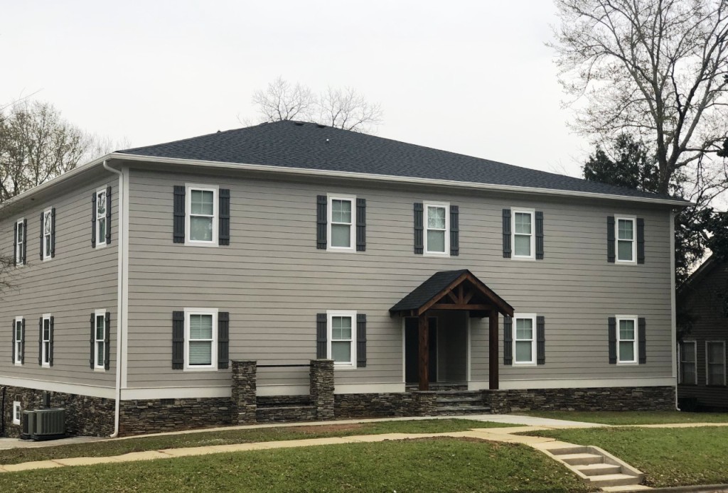 Primary Photo - 241 N Elbert St