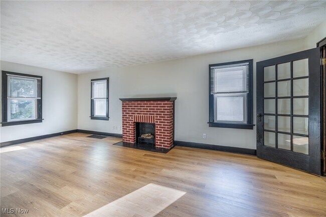 Foto del edificio - 849 Glenn St