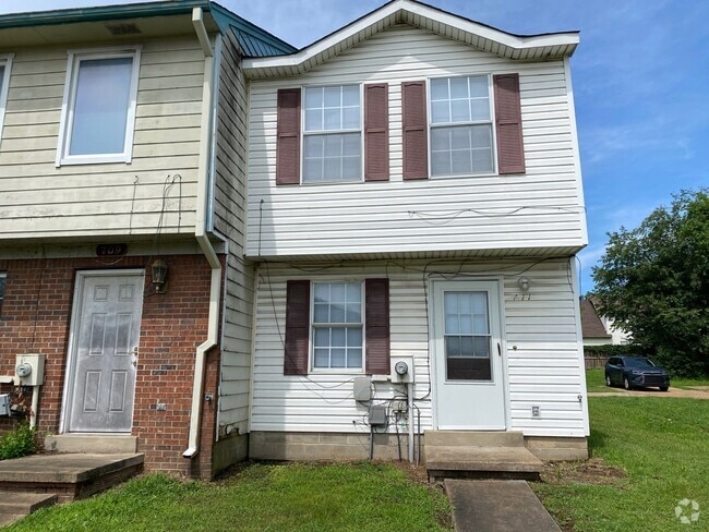 Building Photo - 711 Walker Rd