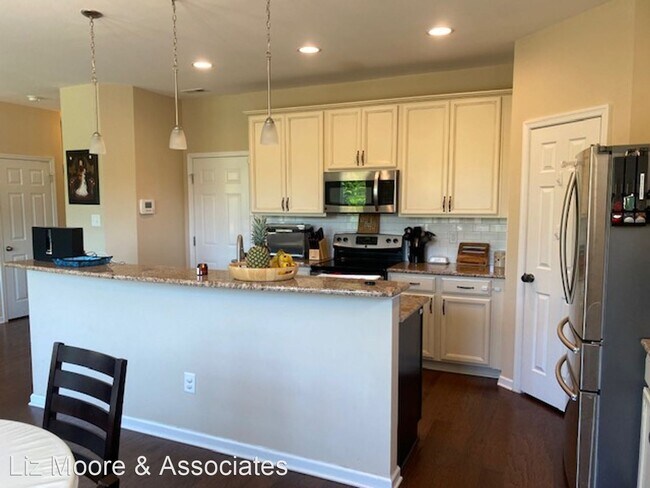 Foto del edificio - 4 br, 2.5 bath House - 3627 Lavender Lane