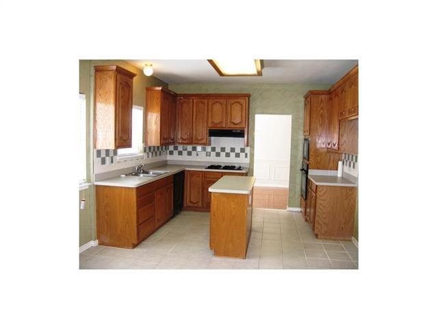 Foto del edificio - 1313 Sunderland Ct