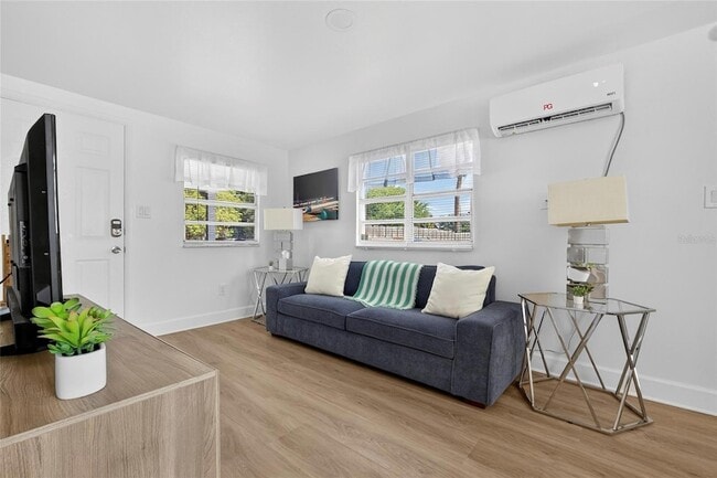 Foto del edificio - 4214 W Ohio Ave