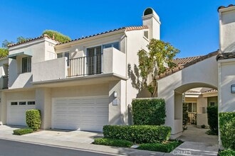 Building Photo - 79 Fleurance St