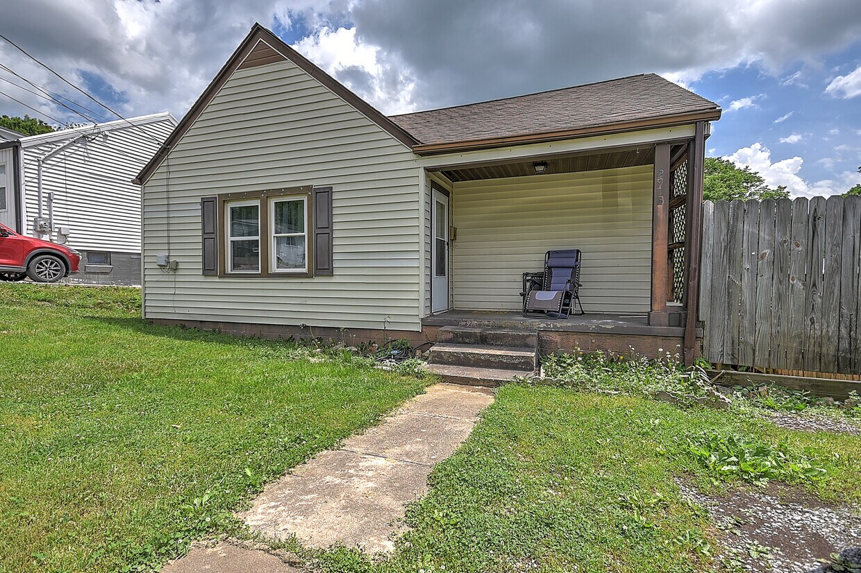 Foto principal - 2913 Ashley St