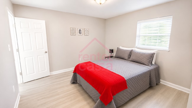 Building Photo - THE UNION GROVE | Gorgeous renovated home in Lithonia featuring large common areas, a spacious ki...