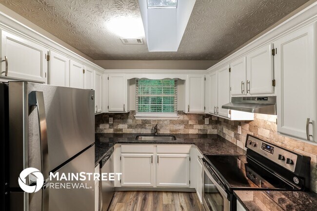 Foto del edificio - 1634 Riverview Ct