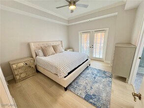 Building Photo - 401 Bayfront Pl