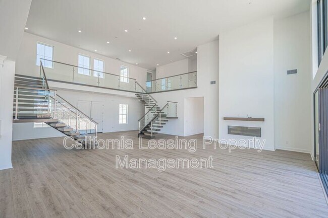 Building Photo - 24111 W Corte Escarpa