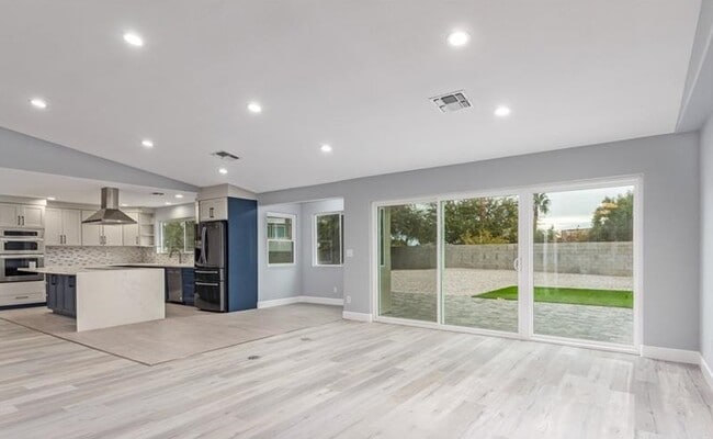 Foto del edificio - 7611 Laredo St