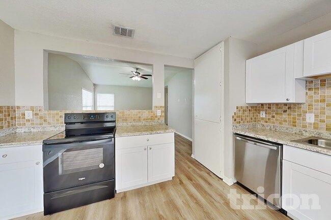 Building Photo - 9506 Sugarloaf Dr
