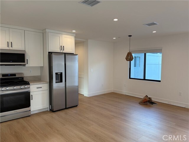 Foto del edificio - 19212 Calvert St