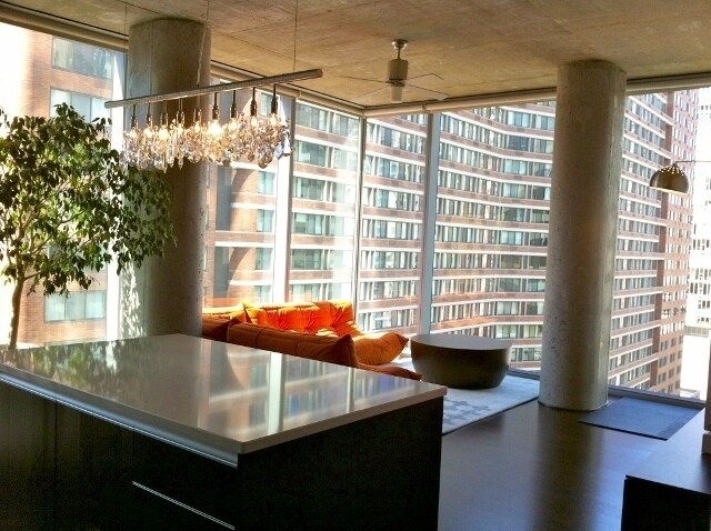 Foto del edificio - 600 N Fairbanks Ct