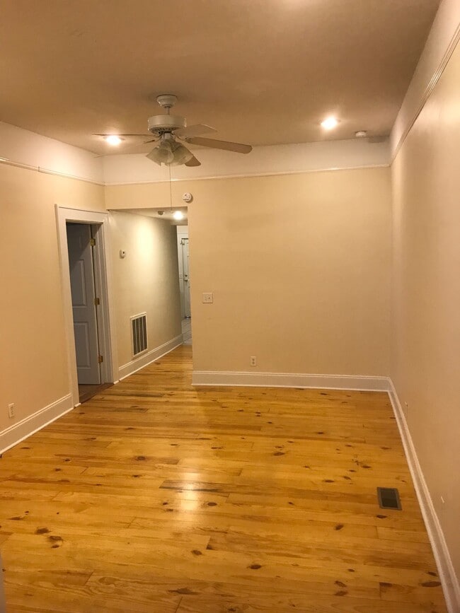 Foto del edificio - 823 Heidt St