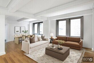 Building Photo - 101 W 55th St