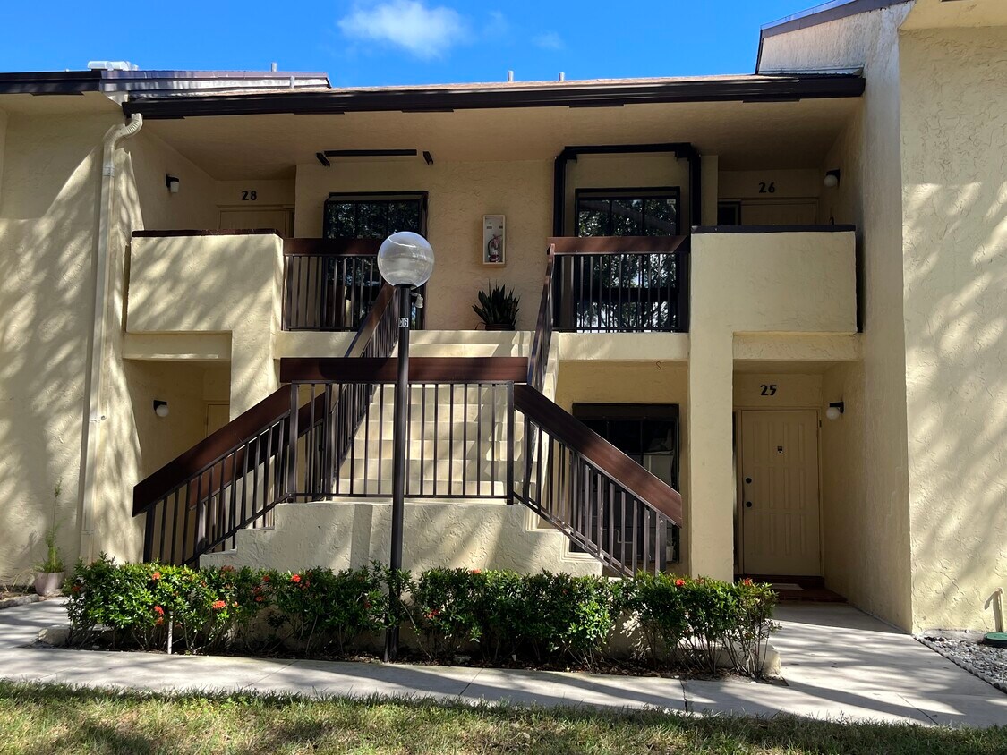 Foto principal - 1921 SW 15th St