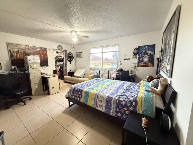 Foto del edificio - 6990 NW 186th St