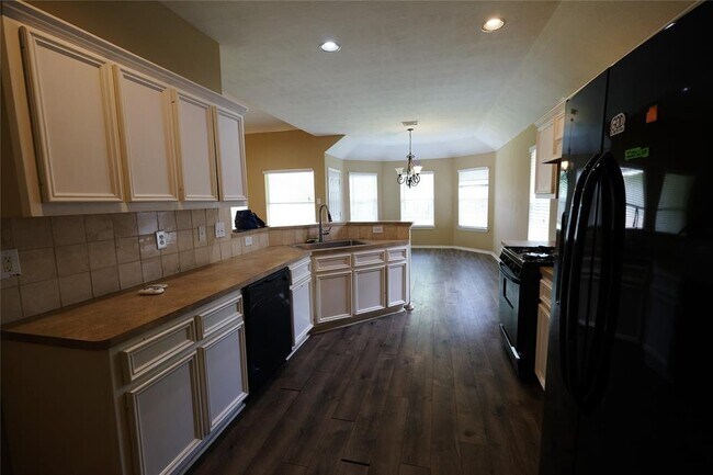 Foto del edificio - 2714 Cliffdale St