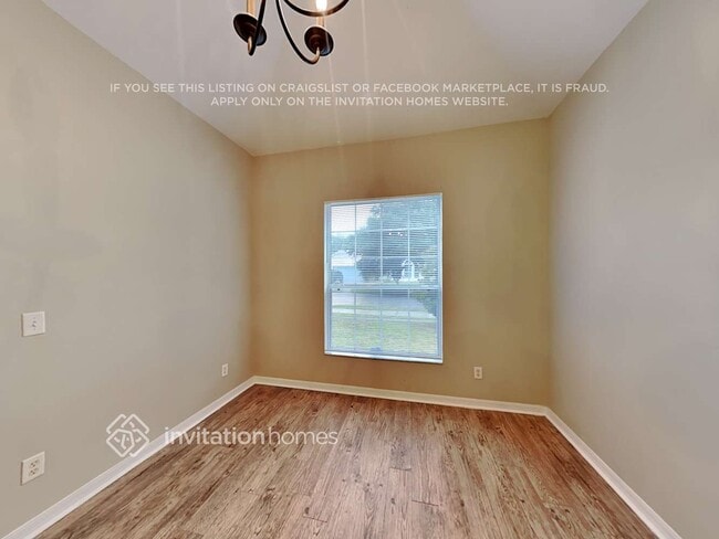 Building Photo - 246 Tower View Dr W
