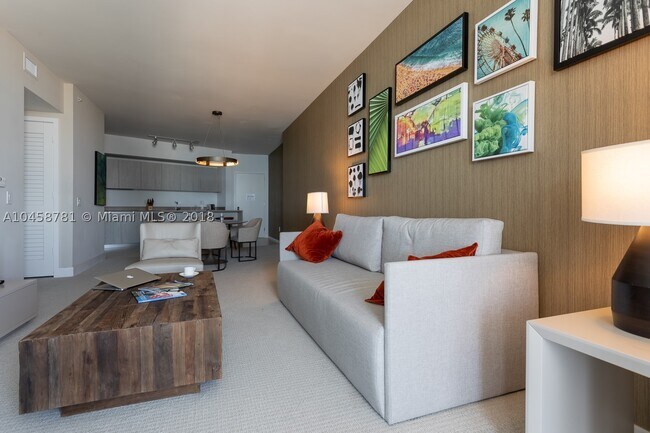 Building Photo - 4111 S Ocean Dr