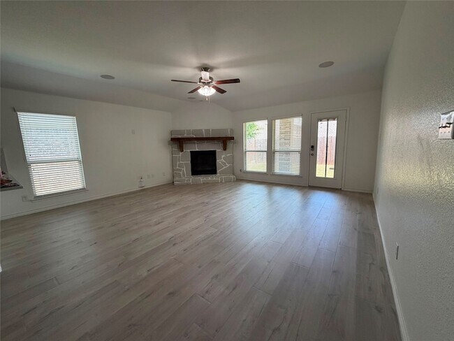 Building Photo - 10020 Levelland Pl