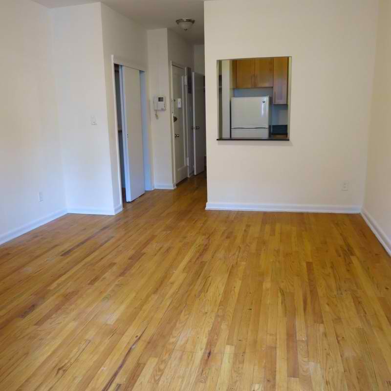 Primary Photo - 2081 1st Ave