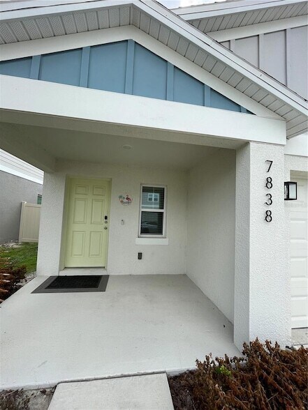 Foto del edificio - 7838 Peace Lily Ave