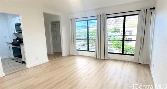 Building Photo - 87-123-123 Helelua St