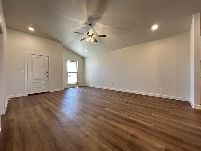 Foto del edificio - 7216 8th St