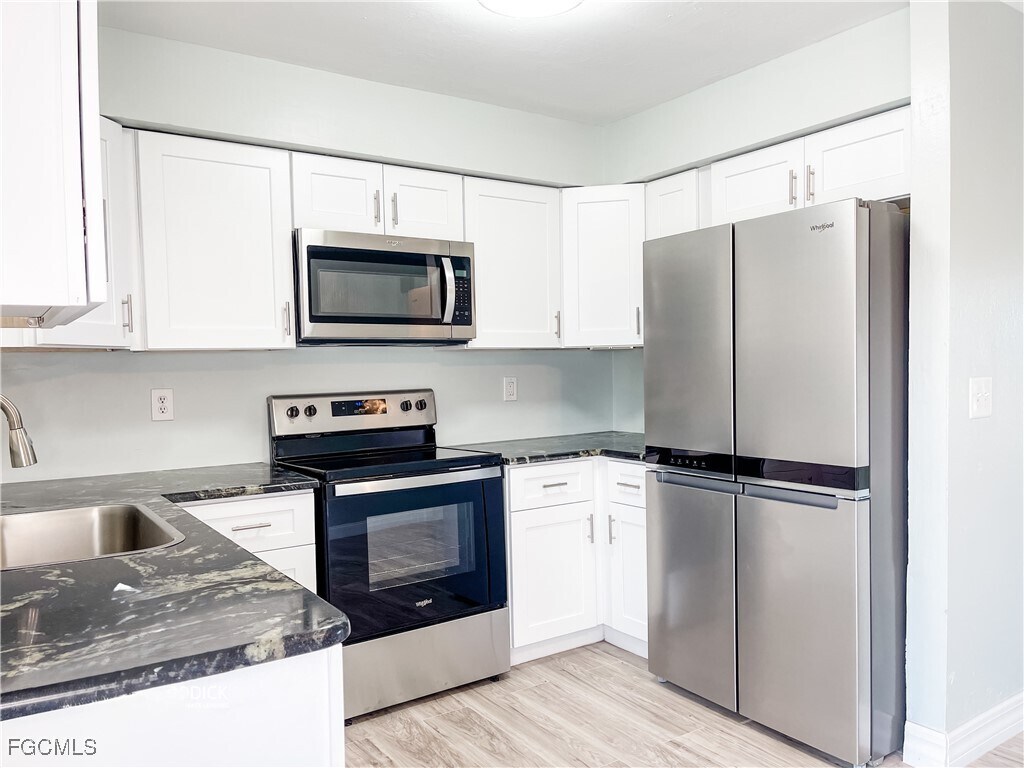 Foto principal - 1215 NE 8th Terrace