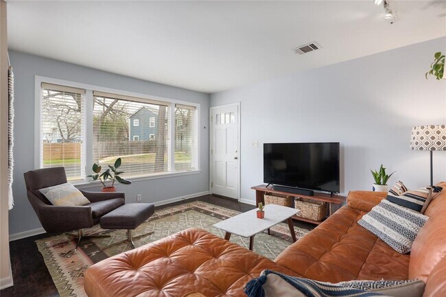 Foto del edificio - 3005 E 14th St