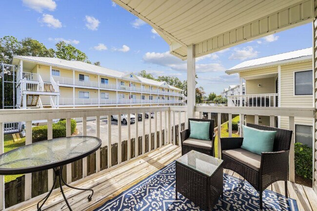 Foto del edificio - 25925 Canal Rd