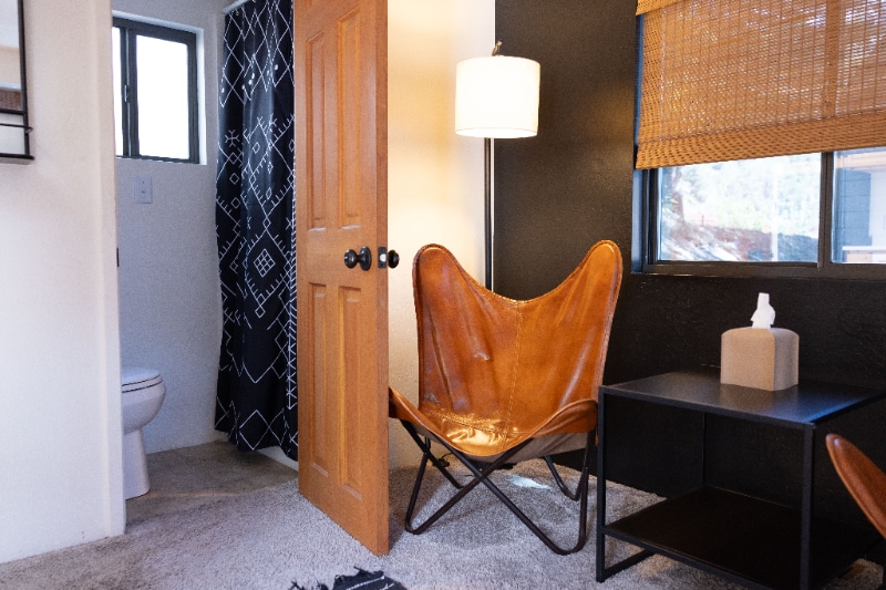 Primary Photo - 20725 US-550