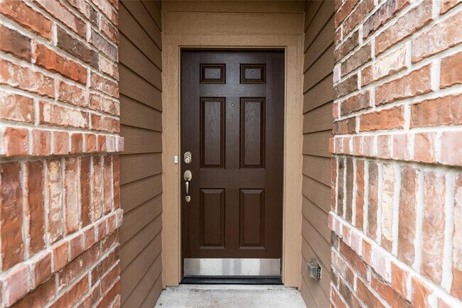 Foto del edificio - 16103 Duck Tail Ln