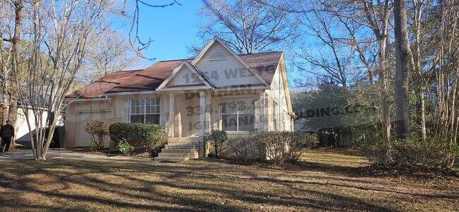 Building Photo - 2415 Stonewood Dr