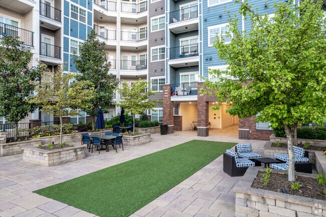 Patio - District Flats