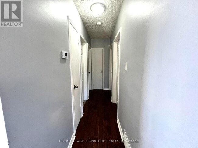 Building Photo - 552 Monteith Ave