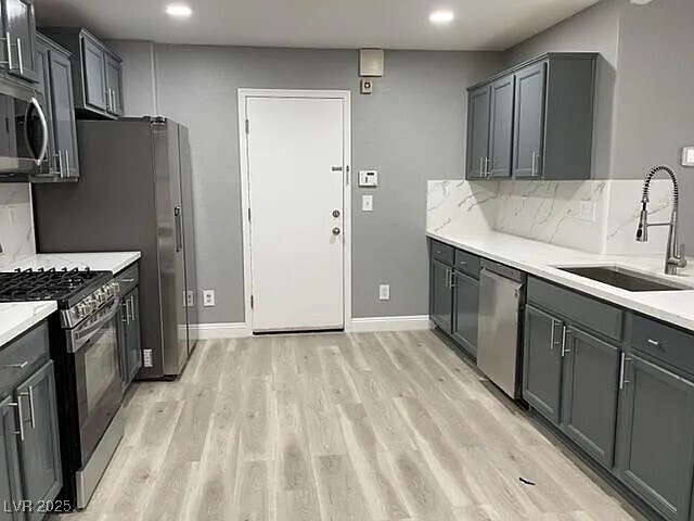 Foto del edificio - 8928 W Marmo Ave