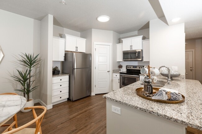 Premier Renovated Kitchen - Herriman Towne Center