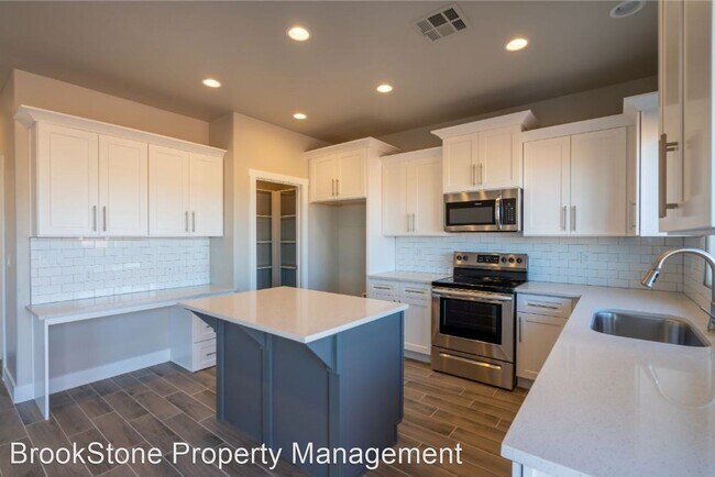 Building Photo - 3 br, 2.5 bath House - 682 Malorie Way