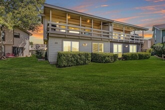 Building Photo - 36 April Point Dr N