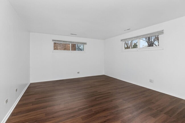 Building Photo - 1319 Highland Ave