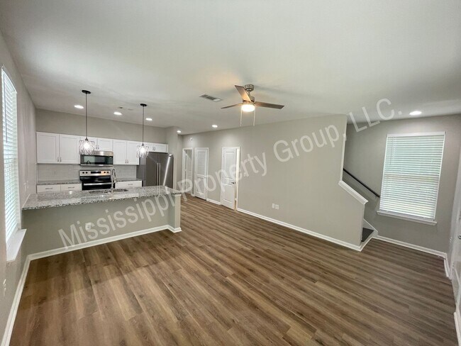 Foto del edificio - 517 Olive Branch Way