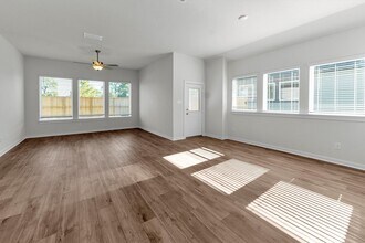 Building Photo - 16030 Copper Skies Wy