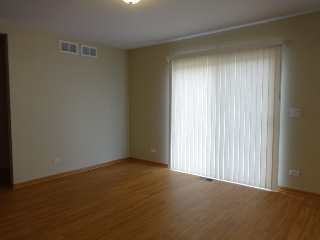 Foto del edificio - 24305 Cedar Creek Lane