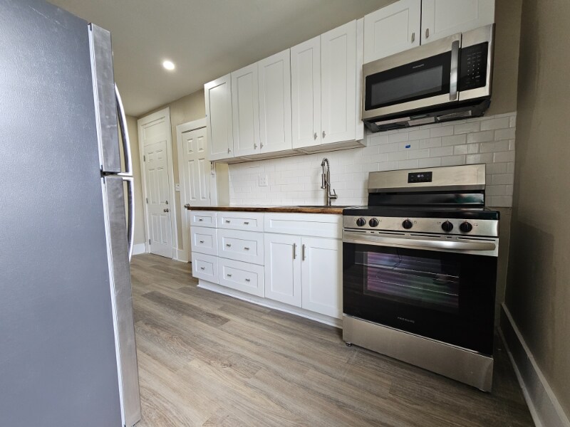 Foto principal - 233 W Madison St