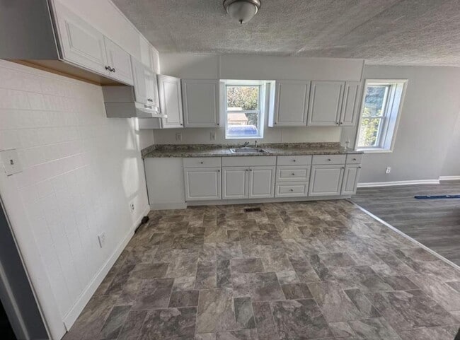 Foto del edificio - 218 Berlin Ave