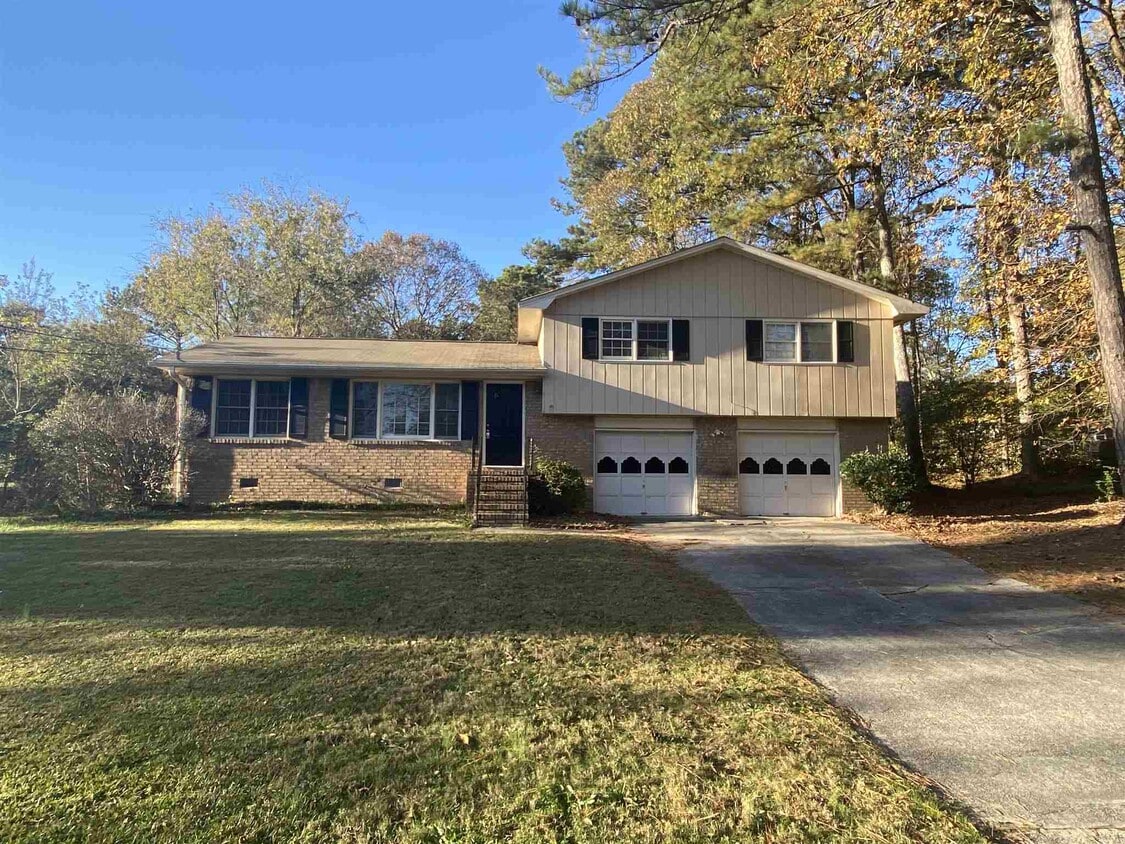 Primary Photo - 2034 Deerfield Run