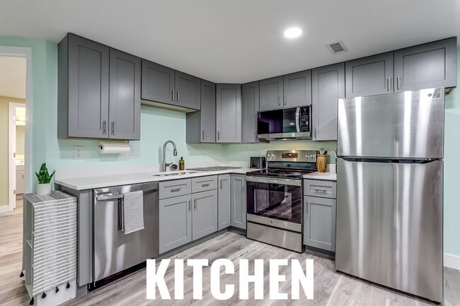 Building Photo - 15054 E Dartmouth Ave