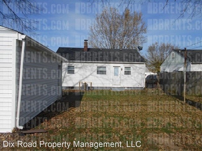 Building Photo - 3 br, 1 bath House - 1045 Hayes Avenue,